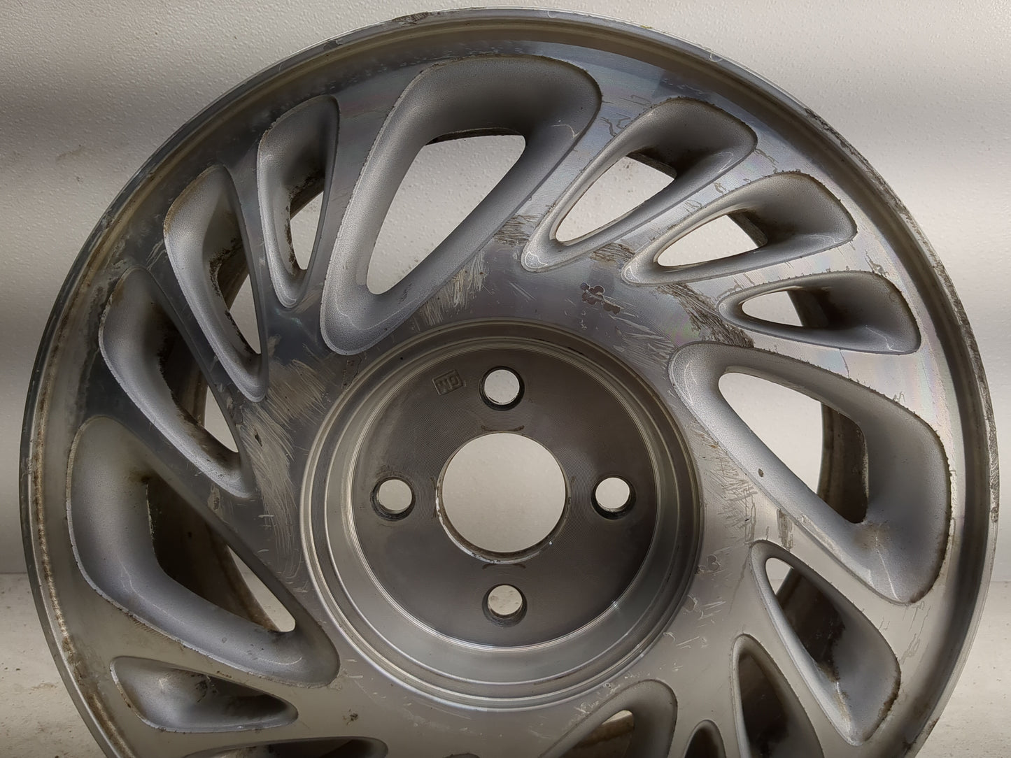 1998-1999 Saturn Sc1 Oem Wheel Rim - Oemusedautoparts1.com