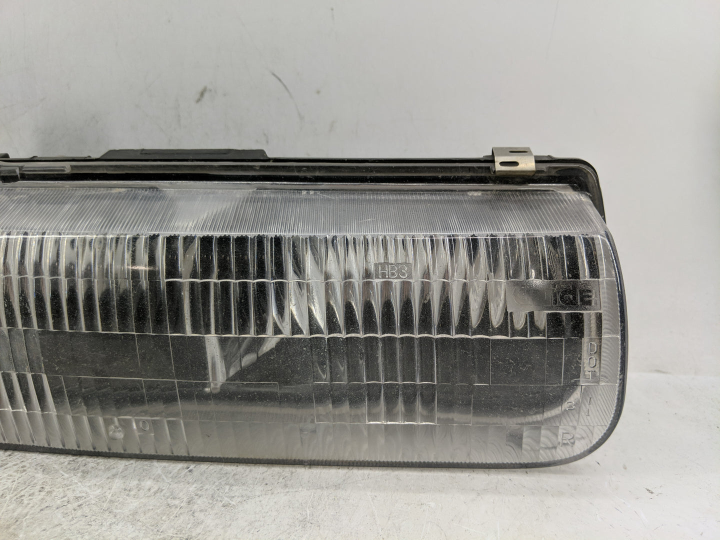 1996-1999 Saturn Sl Passenger Right Oem Head Light Headlight Lamp - Oemusedautoparts1.com