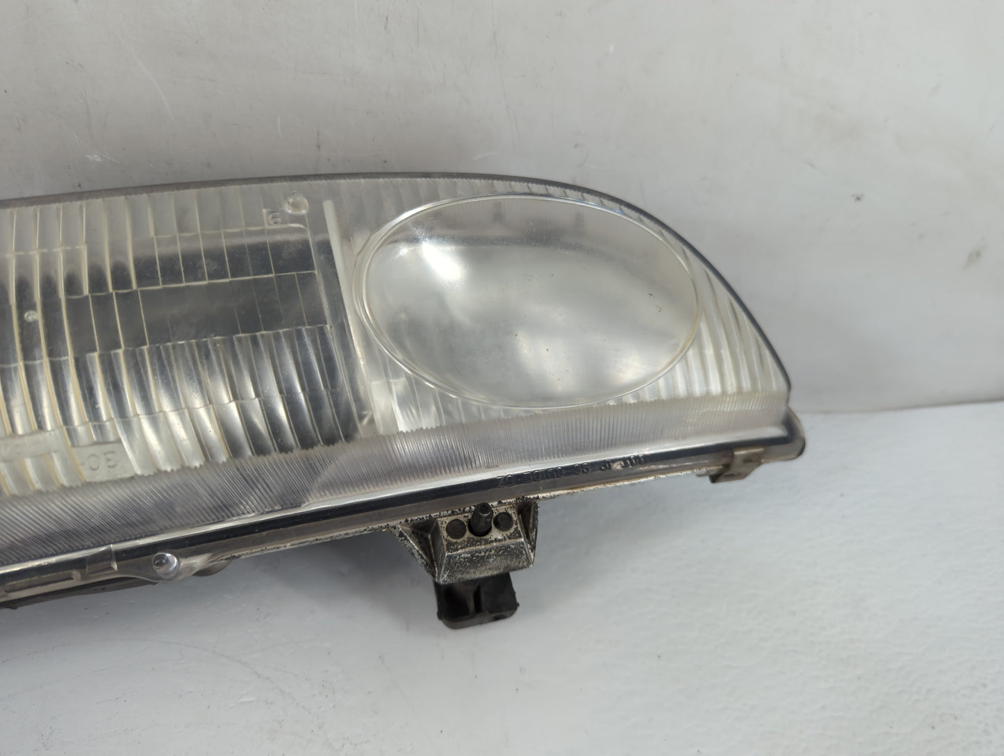 1996-1999 Saturn Sl Passenger Right Oem Head Light Headlight Lamp - Oemusedautoparts1.com