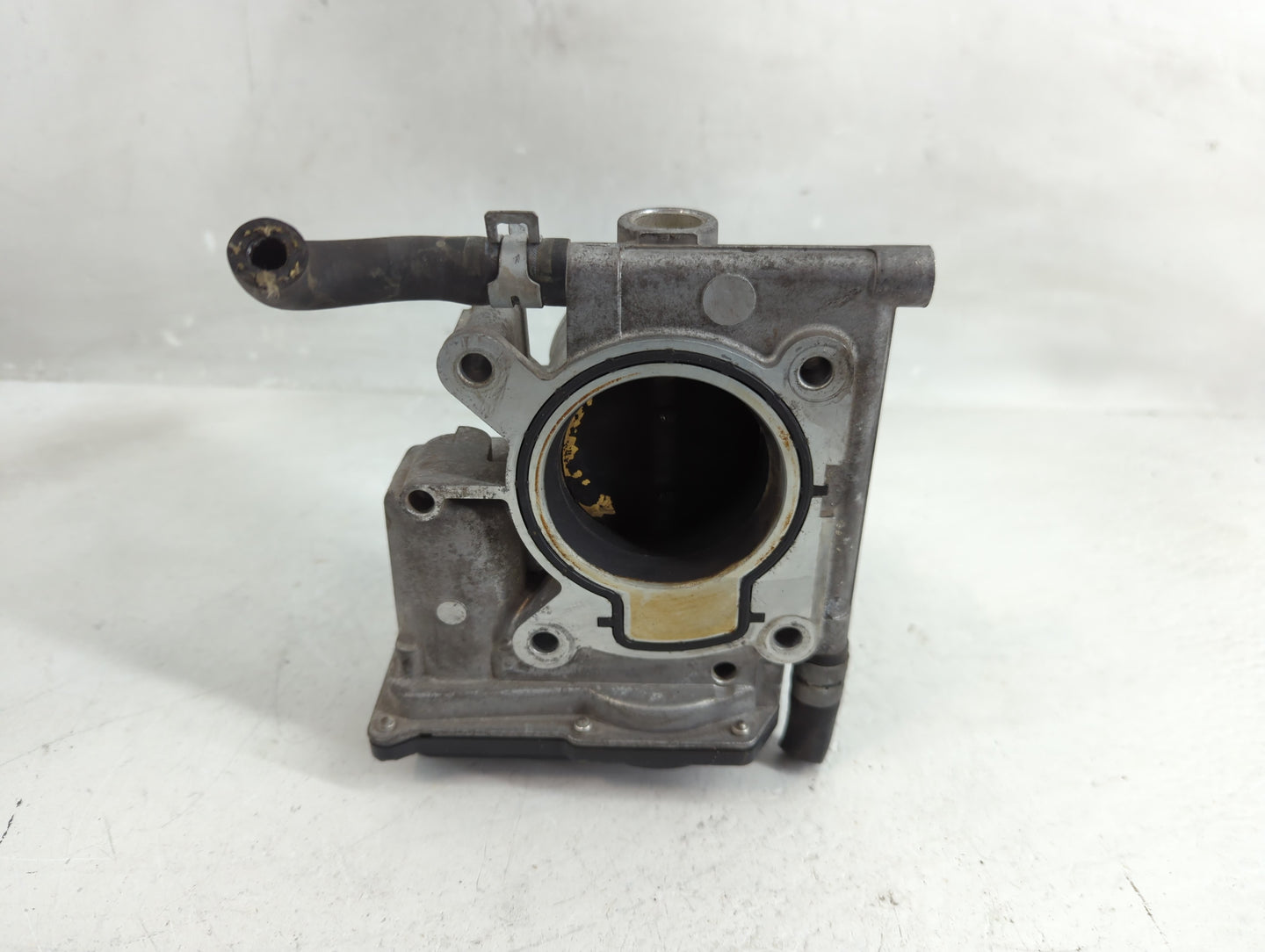 1999 Saturn Sl Throttle Body Fits OEM Used Auto Parts - Oemusedautoparts1.com