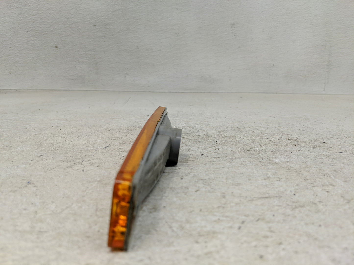1996-1999 Saturn Sl Passenger Right Oem Front Light Lamp - Oemusedautoparts1.com