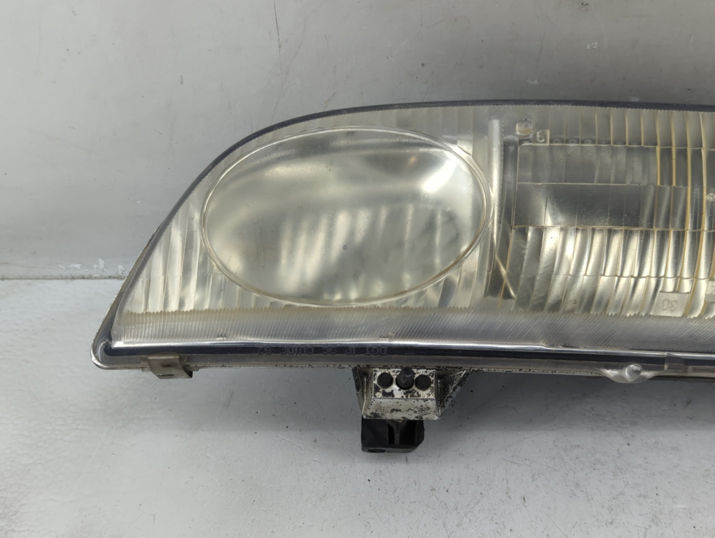 1996-1999 Saturn Sl Driver Left Oem Head Light Headlight Lamp - Oemusedautoparts1.com