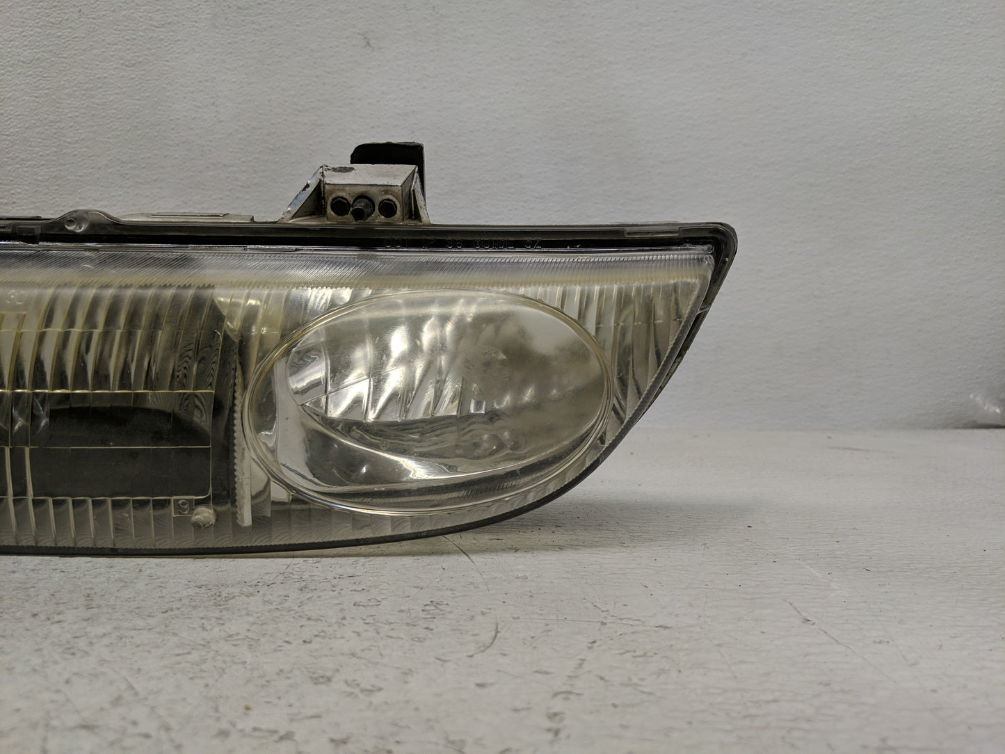 1996-1999 Saturn Sl Driver Left Oem Head Light Headlight Lamp - Oemusedautoparts1.com