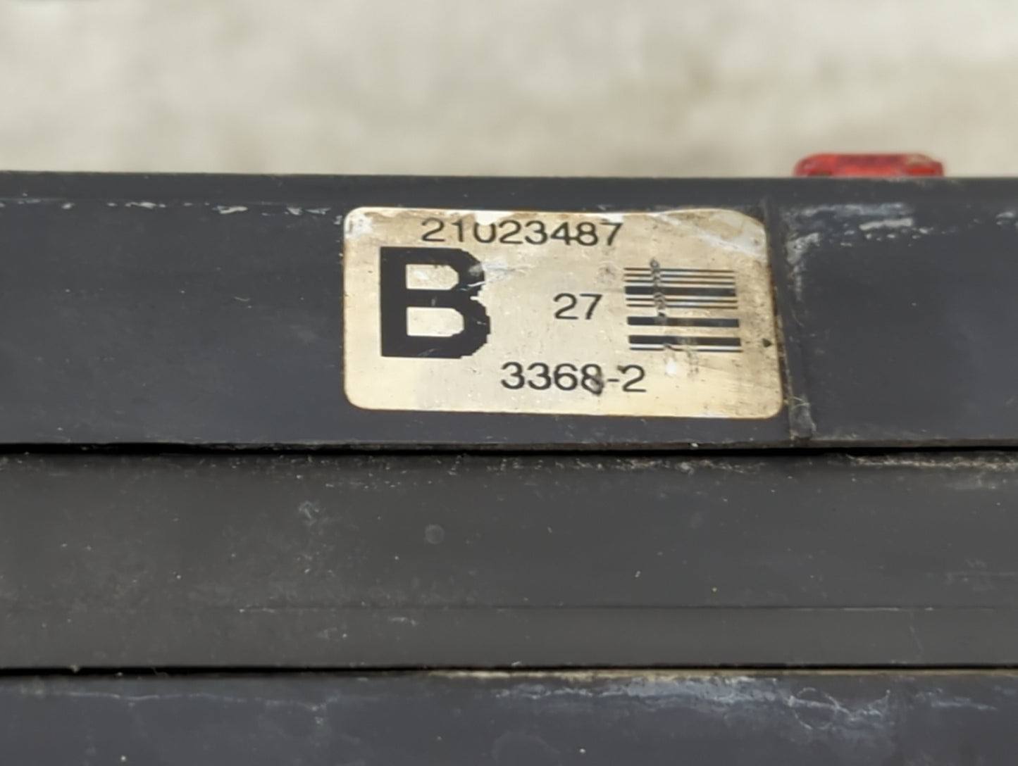 1999 Saturn Sl Fusebox Fuse Box Panel Relay Module P/N:21023487 3368-2 Fits Fits 1997 1998 2000 2001 2002 2003 2004 OEM Used