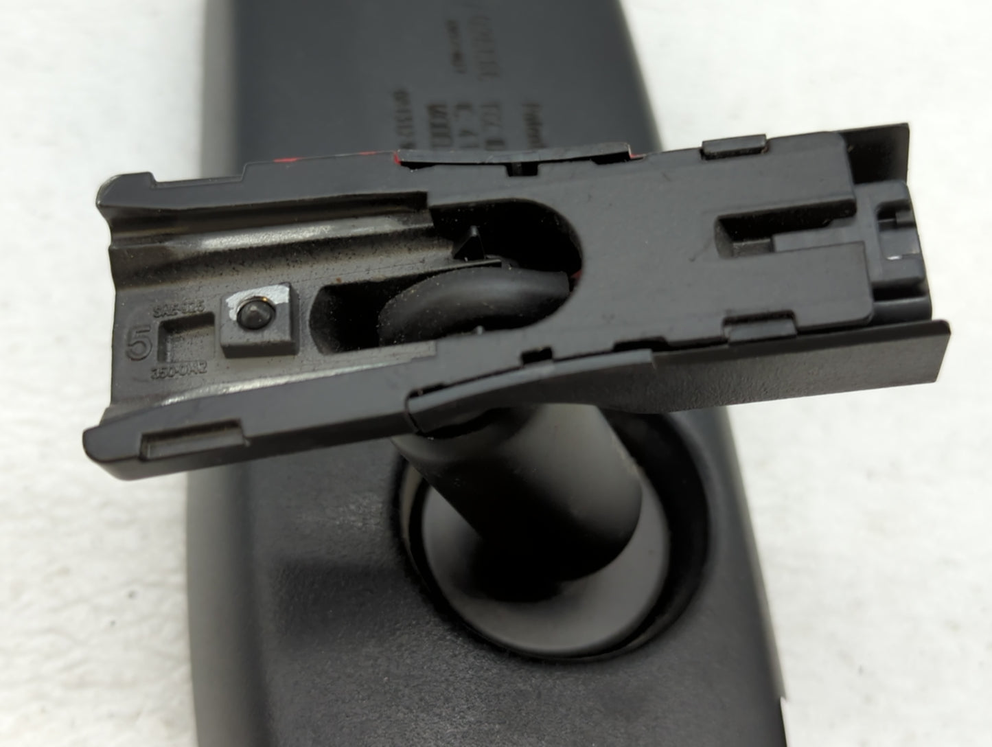 1997-2002 Saturn Sl Interior Rear View Mirror Replacement OEM P/N:E11026666 Fits OEM Used Auto Parts - Oemusedautoparts1.com