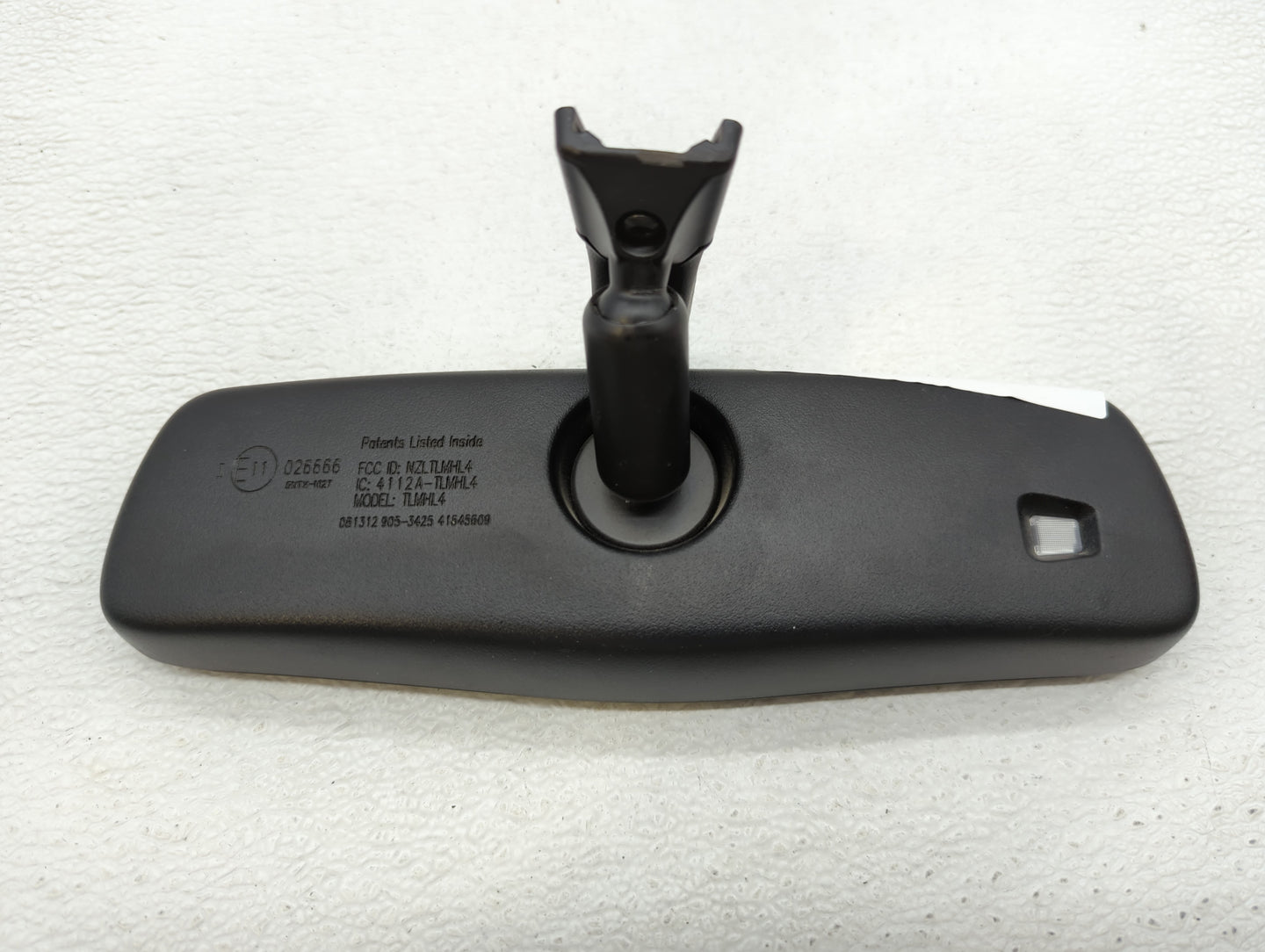 1997-2002 Saturn Sl Interior Rear View Mirror Replacement OEM P/N:E11026666 Fits OEM Used Auto Parts - Oemusedautoparts1.com