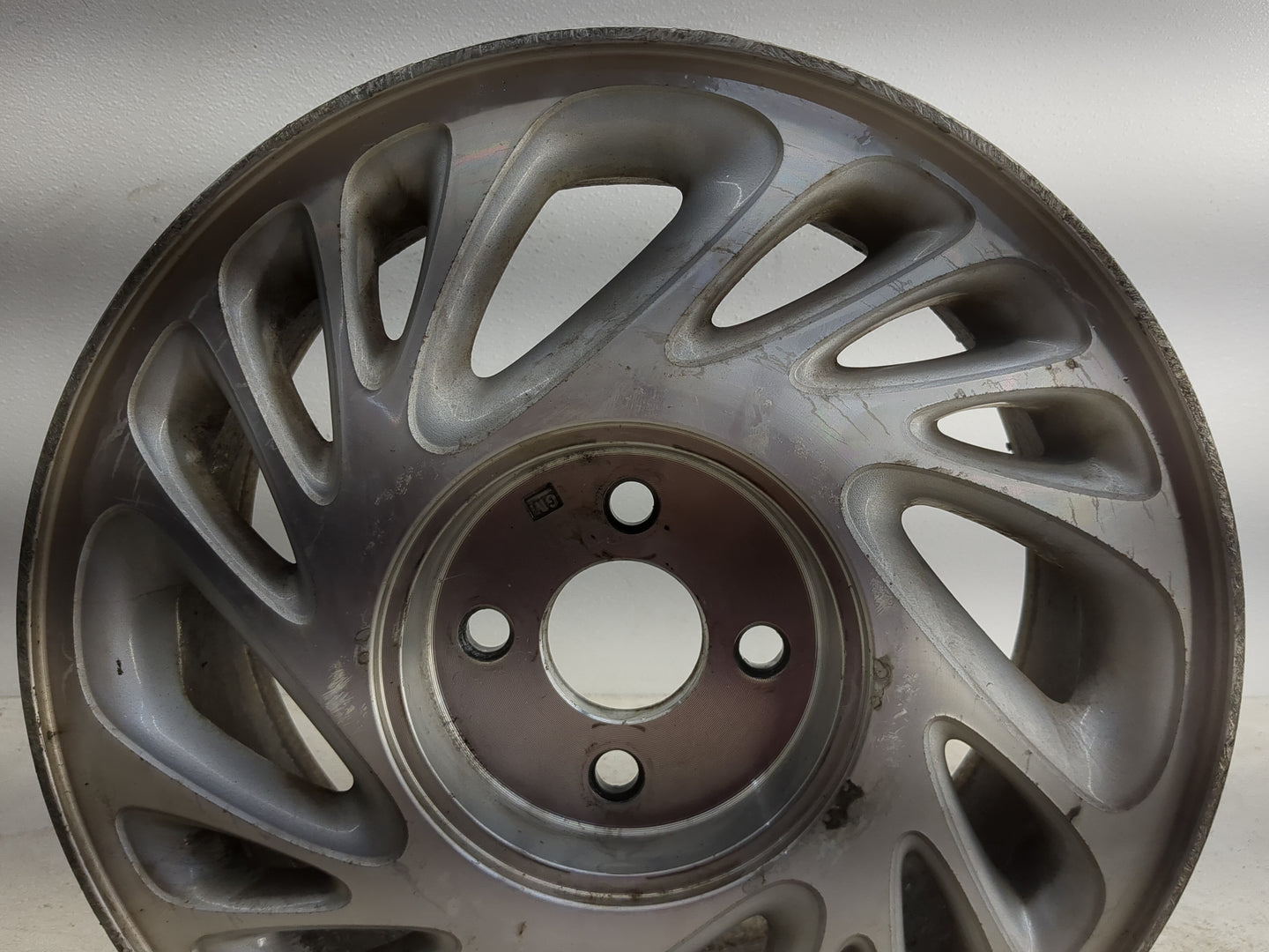 1998-1999 Saturn Sl2 Oem Wheel Rim - Oemusedautoparts1.com