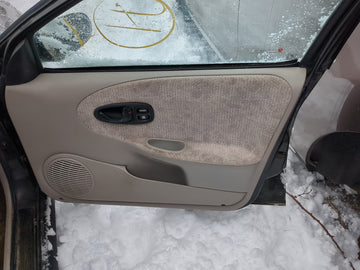 1999 Saturn Sl2 Front Right Passenger Interior Door Panel Trim - Oemusedautoparts1.com