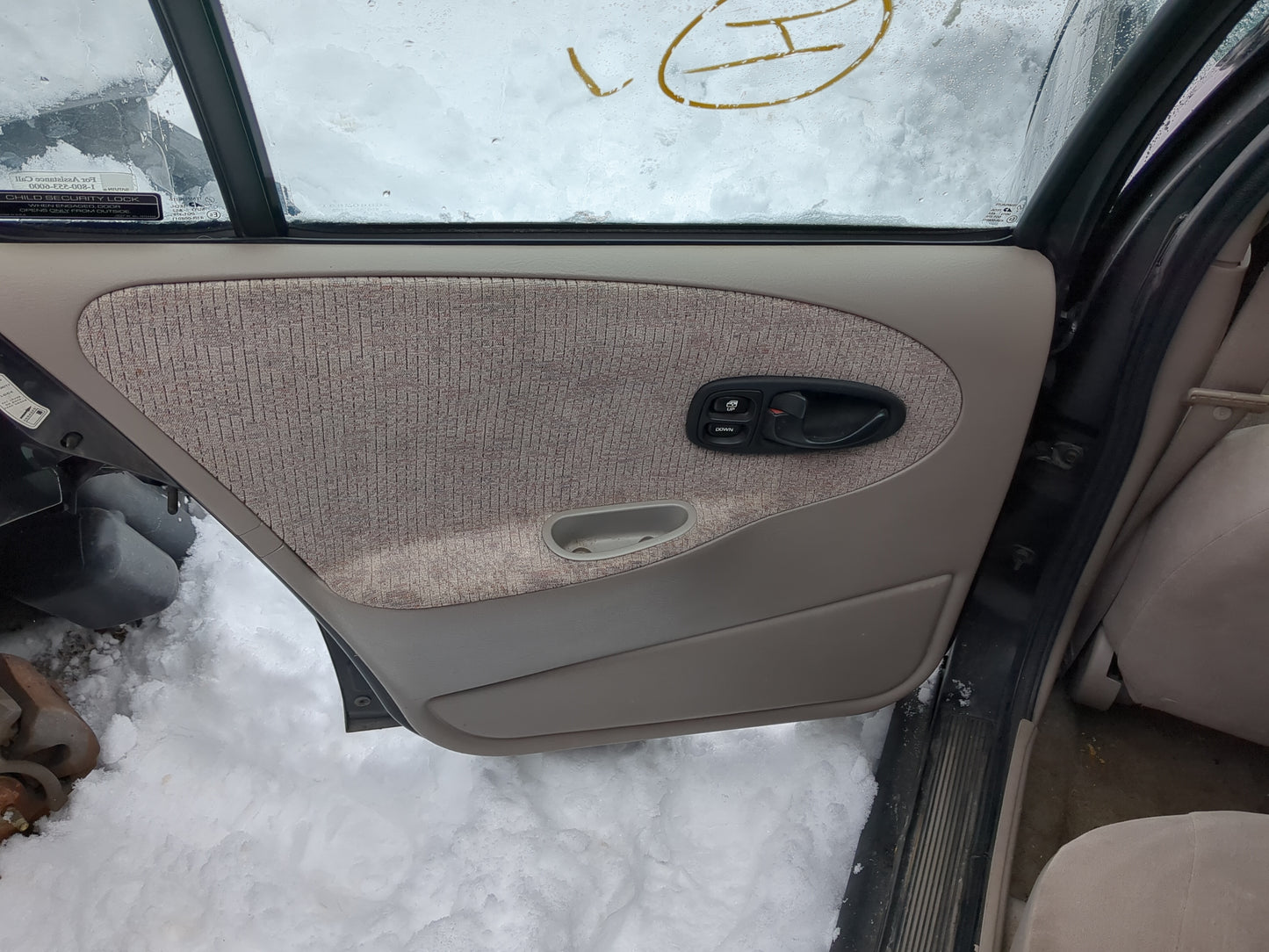 1996-1999 Saturn Sl2 Driver Rear Door Oem - Oemusedautoparts1.com