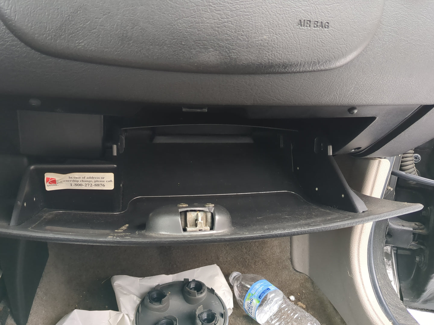 1999 Saturn Sl2 Passenger Glove Box Door Storage Compartment - Oemusedautoparts1.com