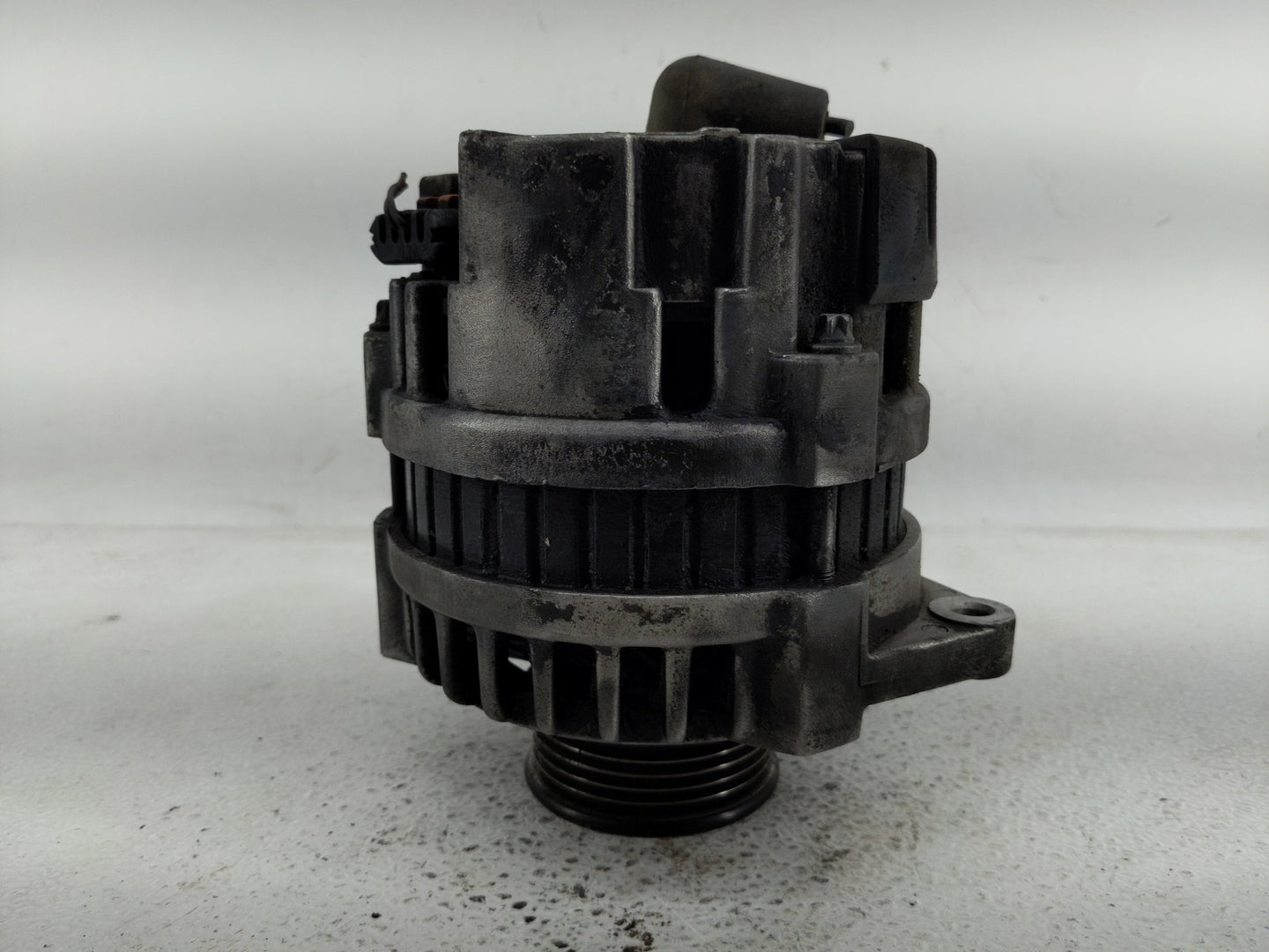 1998-2002 Saturn Sl2 Alternator Replacement Generator Charging Assembly Engine OEM Fits Fits 1998 1999 2000 2001 2002 OEM Us