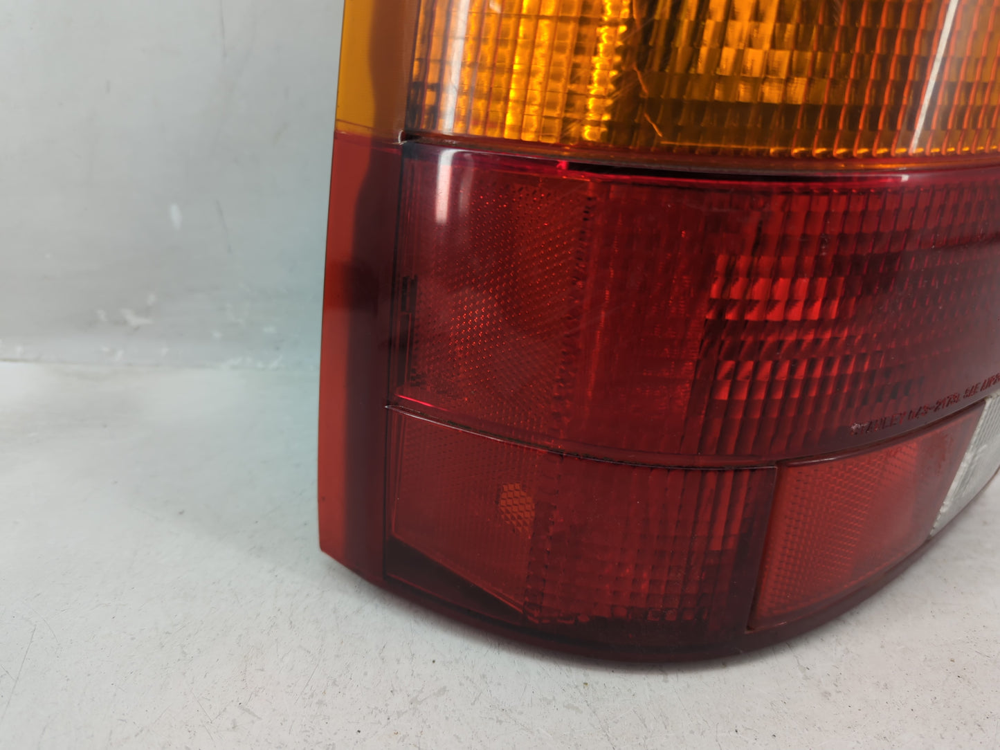 1999 Saturn Sw1 Tail Light Assembly Passenger Right OEM Fits Fits 1998 2000 OEM Used Auto Parts - Oemusedautoparts1.com