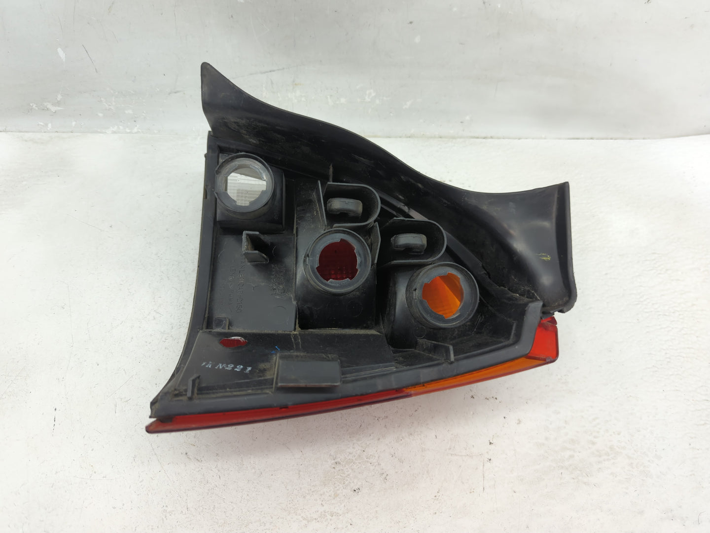 1999 Saturn Sw1 Tail Light Assembly Passenger Right OEM Fits Fits 1998 2000 OEM Used Auto Parts - Oemusedautoparts1.com