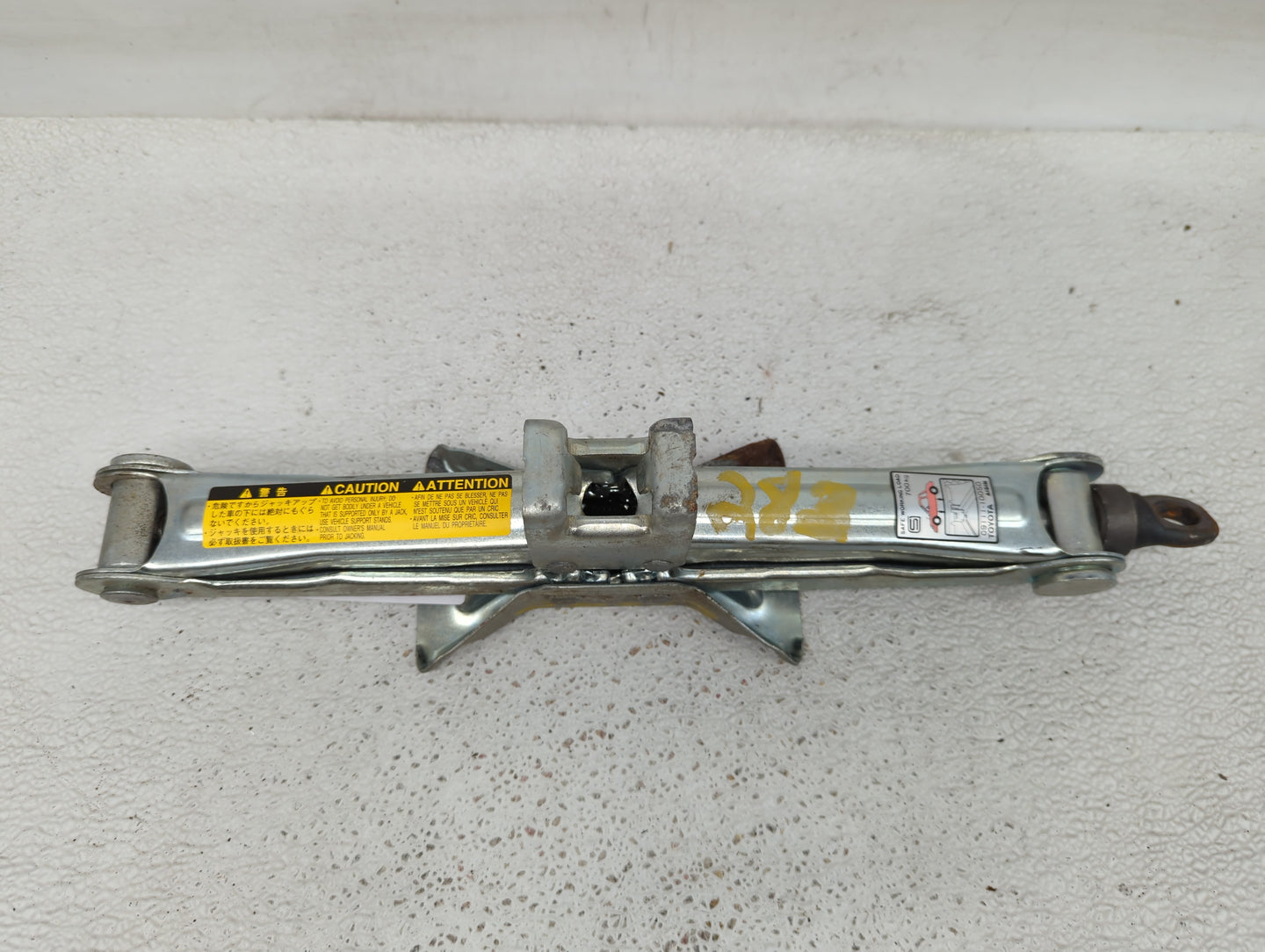 1999 Scion Xb Spare Scissor Car Jack - Oemusedautoparts1.com