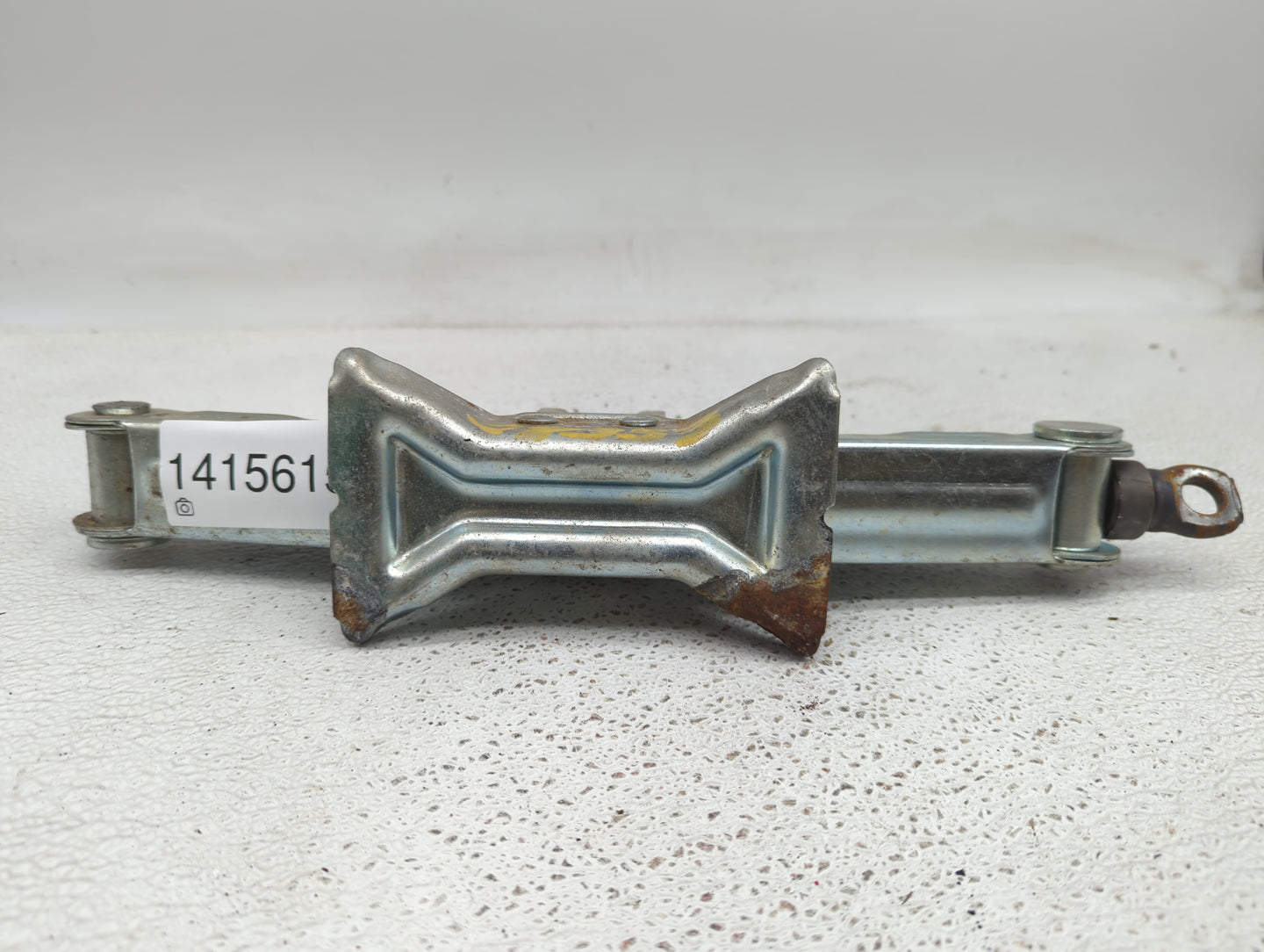 1999 Scion Xb Spare Scissor Car Jack - Oemusedautoparts1.com