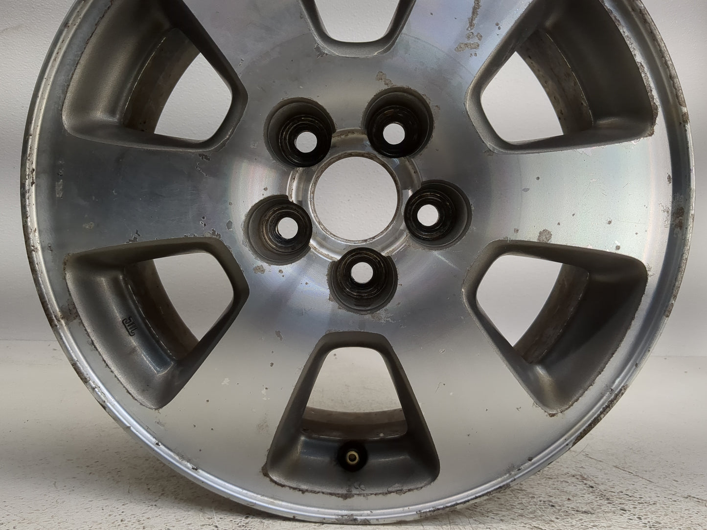 1998-2000 Subaru Forester Oem Wheel Rim 1181001 - Oemusedautoparts1.com