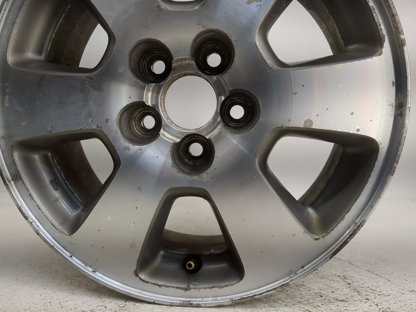 1998-2000 Subaru Forester Oem Wheel Rim 1181001 - Oemusedautoparts1.com