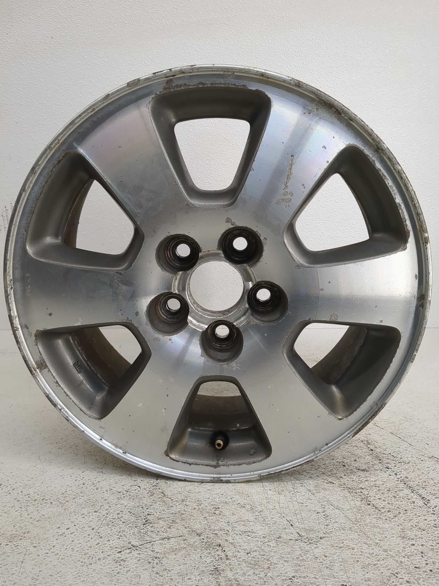 1998-2000 Subaru Forester Oem Wheel Rim 1181001 - Oemusedautoparts1.com