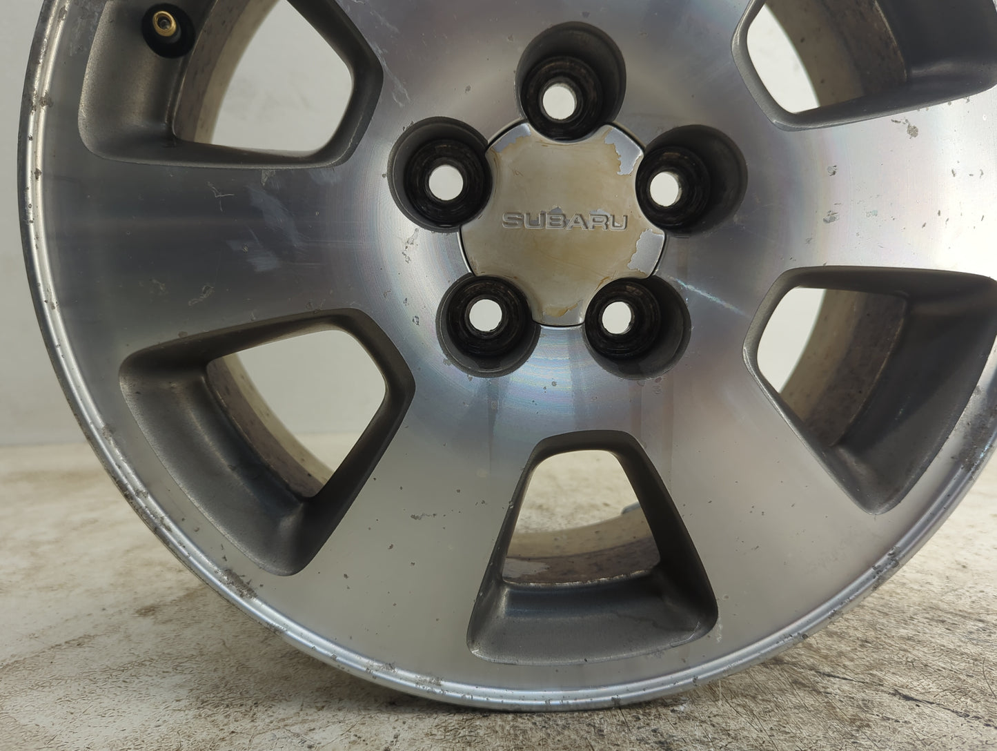 1998-2000 Subaru Forester Oem Wheel Rim 1181003 - Oemusedautoparts1.com