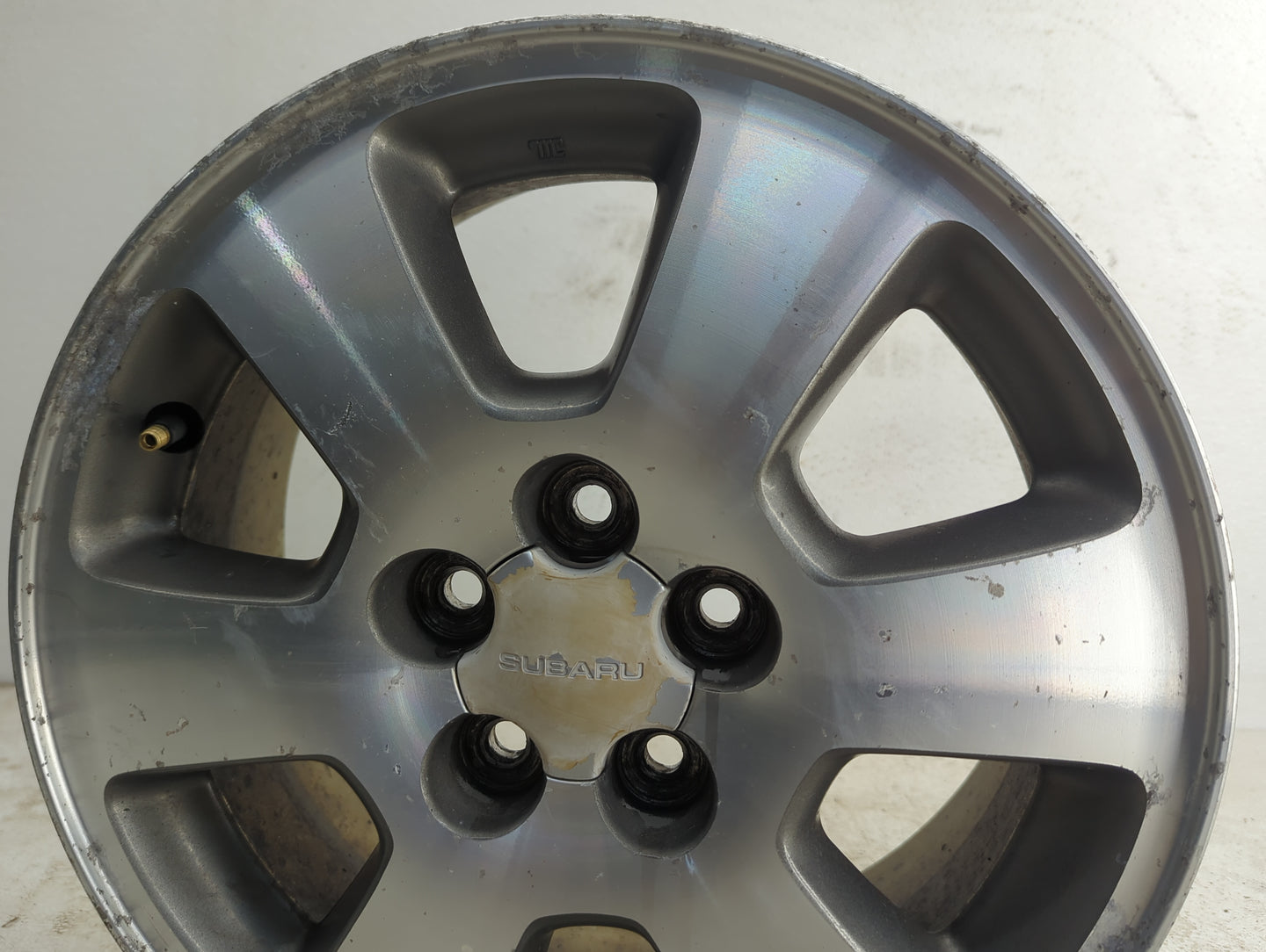 1998-2000 Subaru Forester Oem Wheel Rim 1181003 - Oemusedautoparts1.com