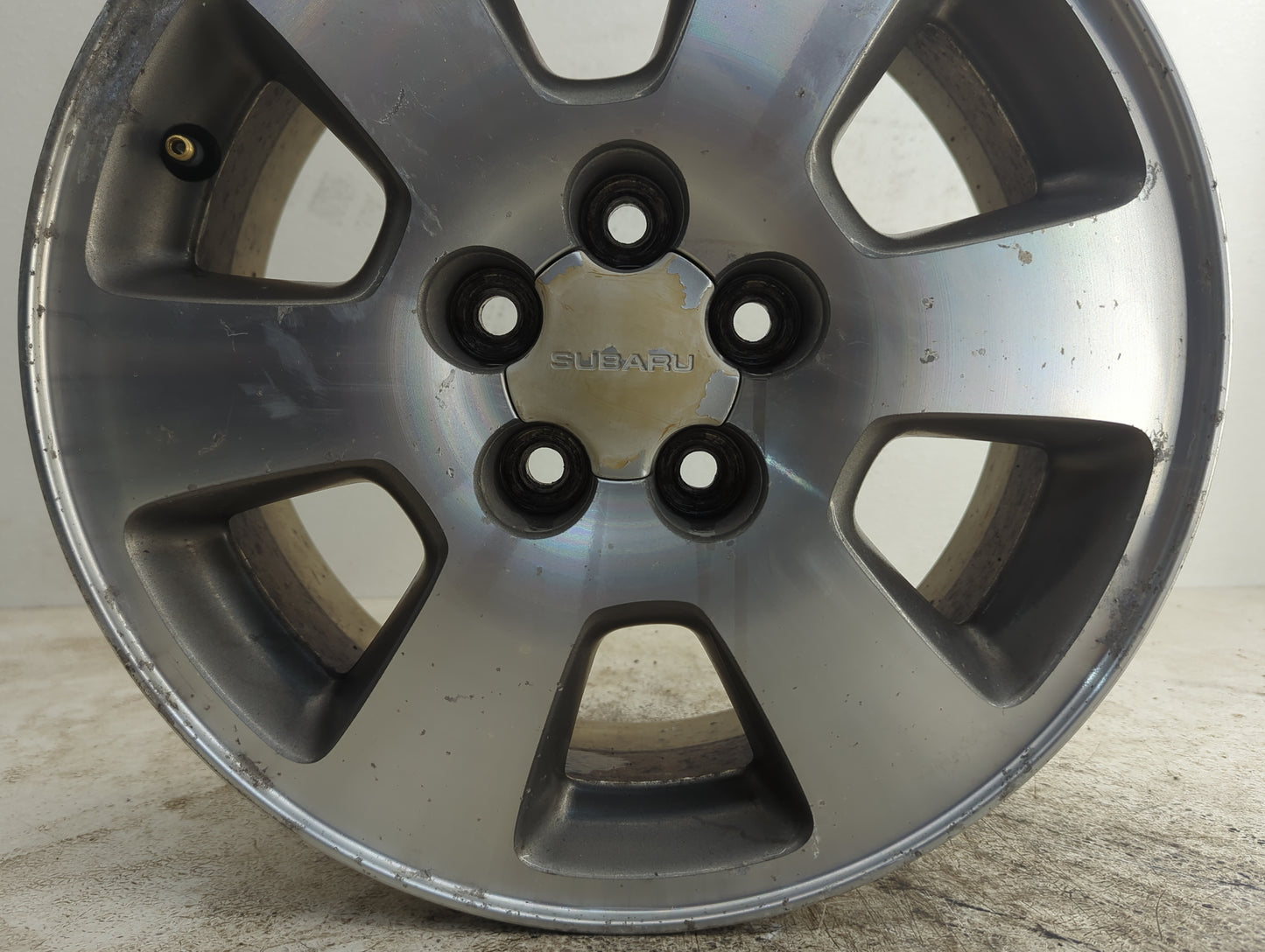 1998-2000 Subaru Forester Oem Wheel Rim 1181003 - Oemusedautoparts1.com
