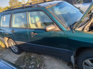 1998-2000 Subaru Forester Passenger Front Door Oem - Oemusedautoparts1.com
