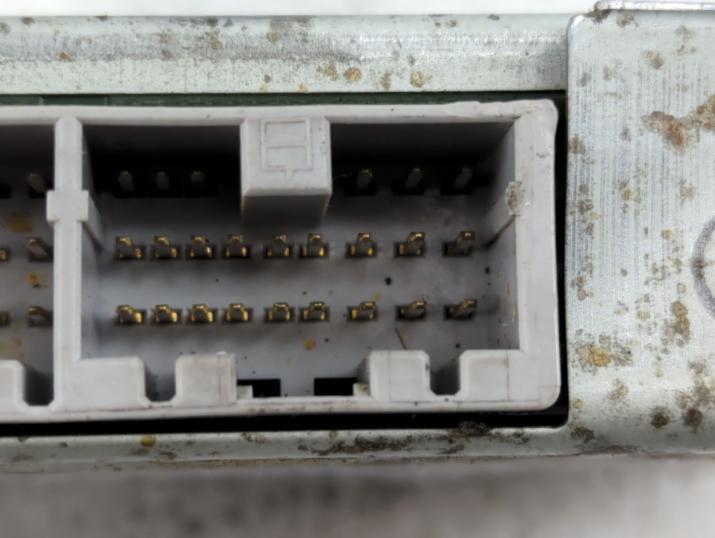 1999-1999 Subaru Legacy Transmission Control Module Tcu Tcm 31711-ae170 - Oemusedautoparts1.com