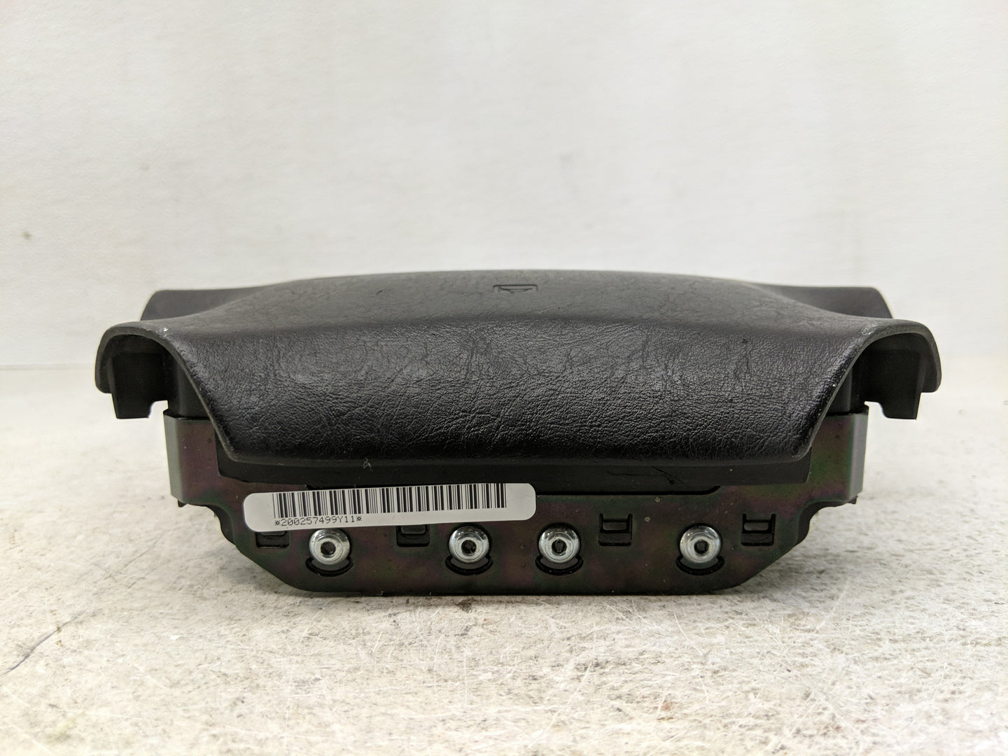 1998-1999 Subaru Legacy Air Bag Driver Left Steering Wheel Mounted Fits Fits 1998 1999 OEM Used Auto Parts - Oemusedautopart