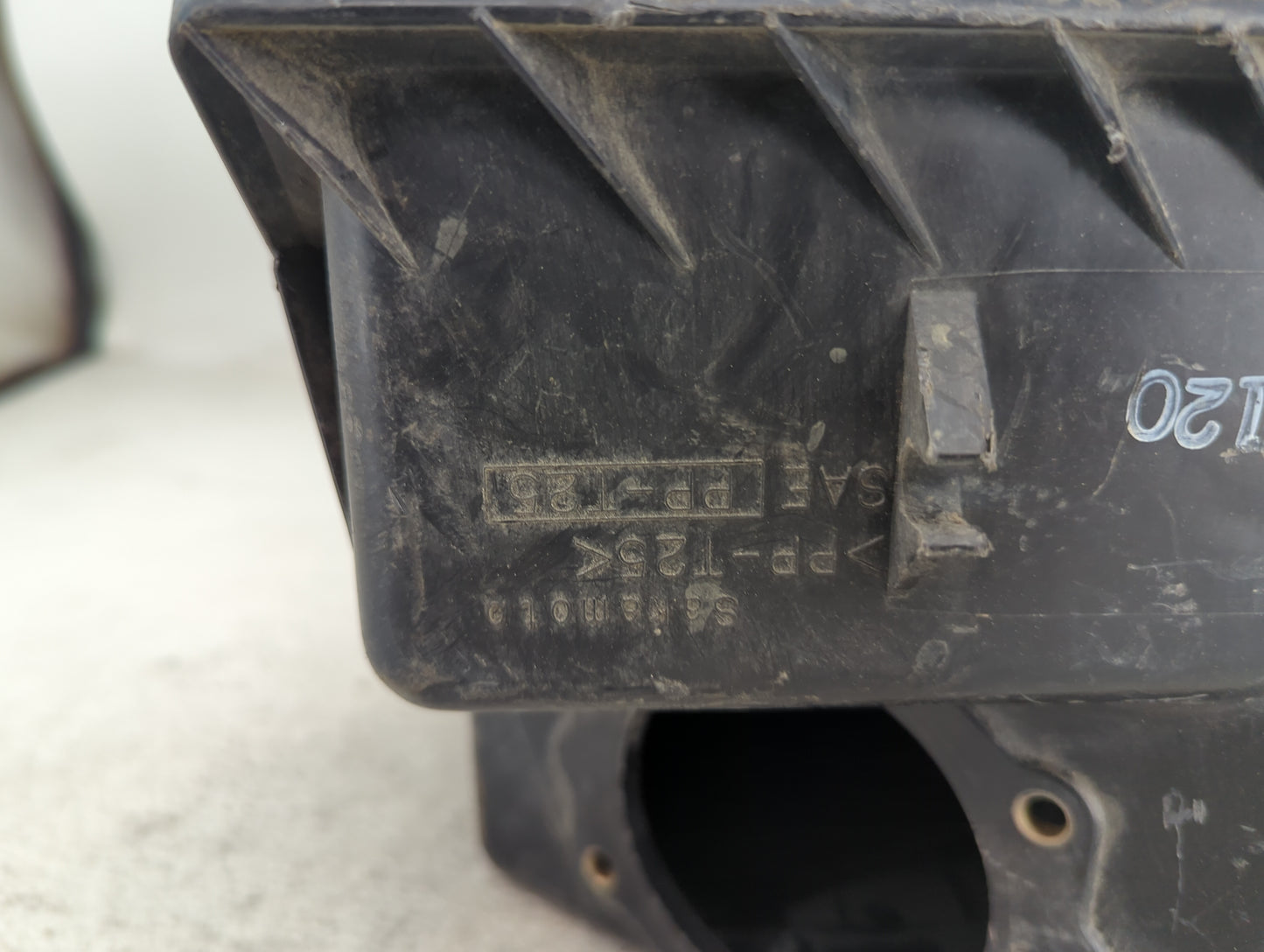 1999-1999 Subaru Legacy Air Cleaner Intake-duct Hose Tube - Oemusedautoparts1.com
