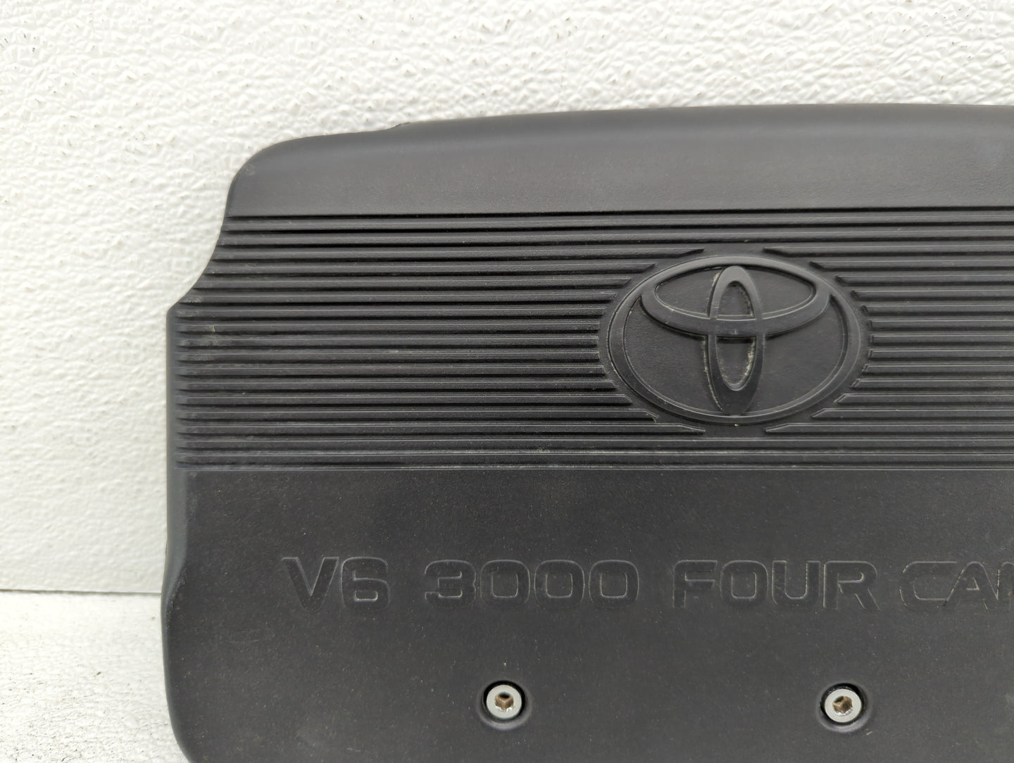 1999 Toyota Avalon Engine Cover - Oemusedautoparts1.com