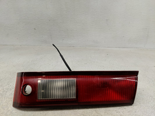 1997-1999 Toyota Camry Tail Light Assembly Passenger Right OEM P/N:938 744 00 Fits Fits 1997 1998 1999 OEM Used Auto Parts -