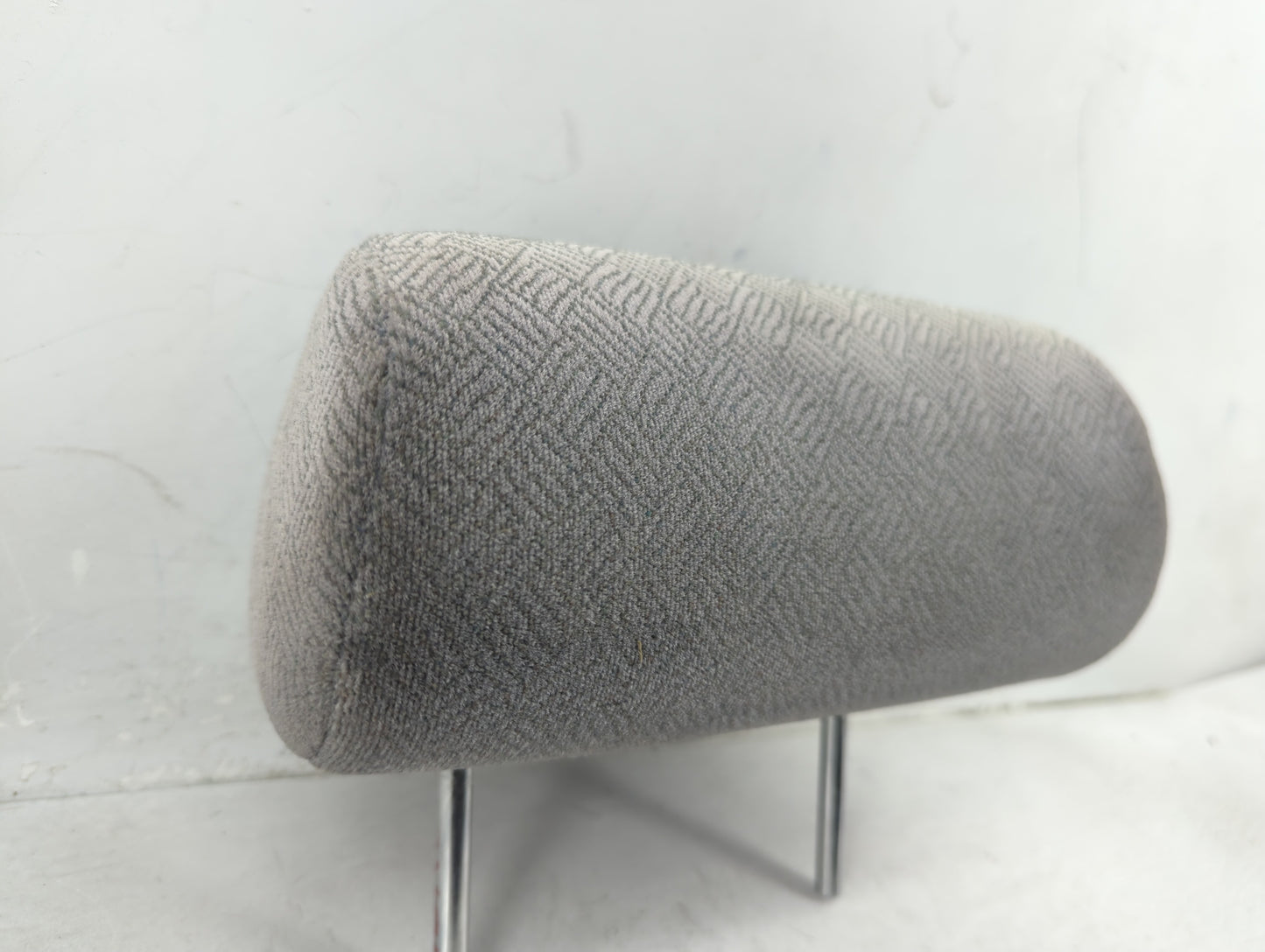 1999 Toyota Camry Headrest Head Rest Rear Center Seat Fits OEM Used Auto Parts - Oemusedautoparts1.com