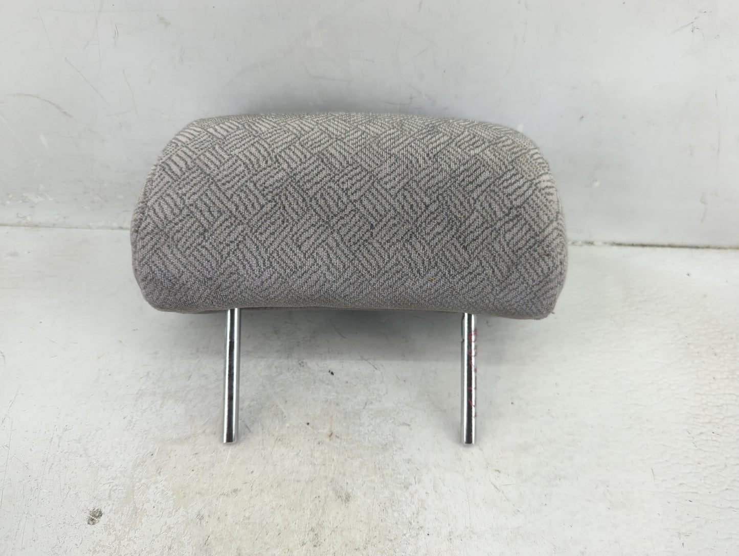 1999 Toyota Camry Headrest Head Rest Rear Center Seat Fits OEM Used Auto Parts - Oemusedautoparts1.com