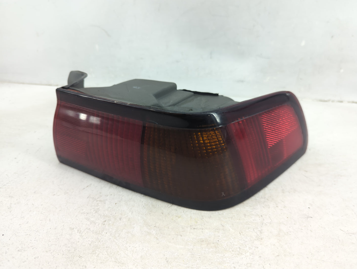 1997-1999 Toyota Camry Tail Light Assembly Passenger Right OEM Fits Fits 1997 1998 1999 OEM Used Auto Parts - Oemusedautopar