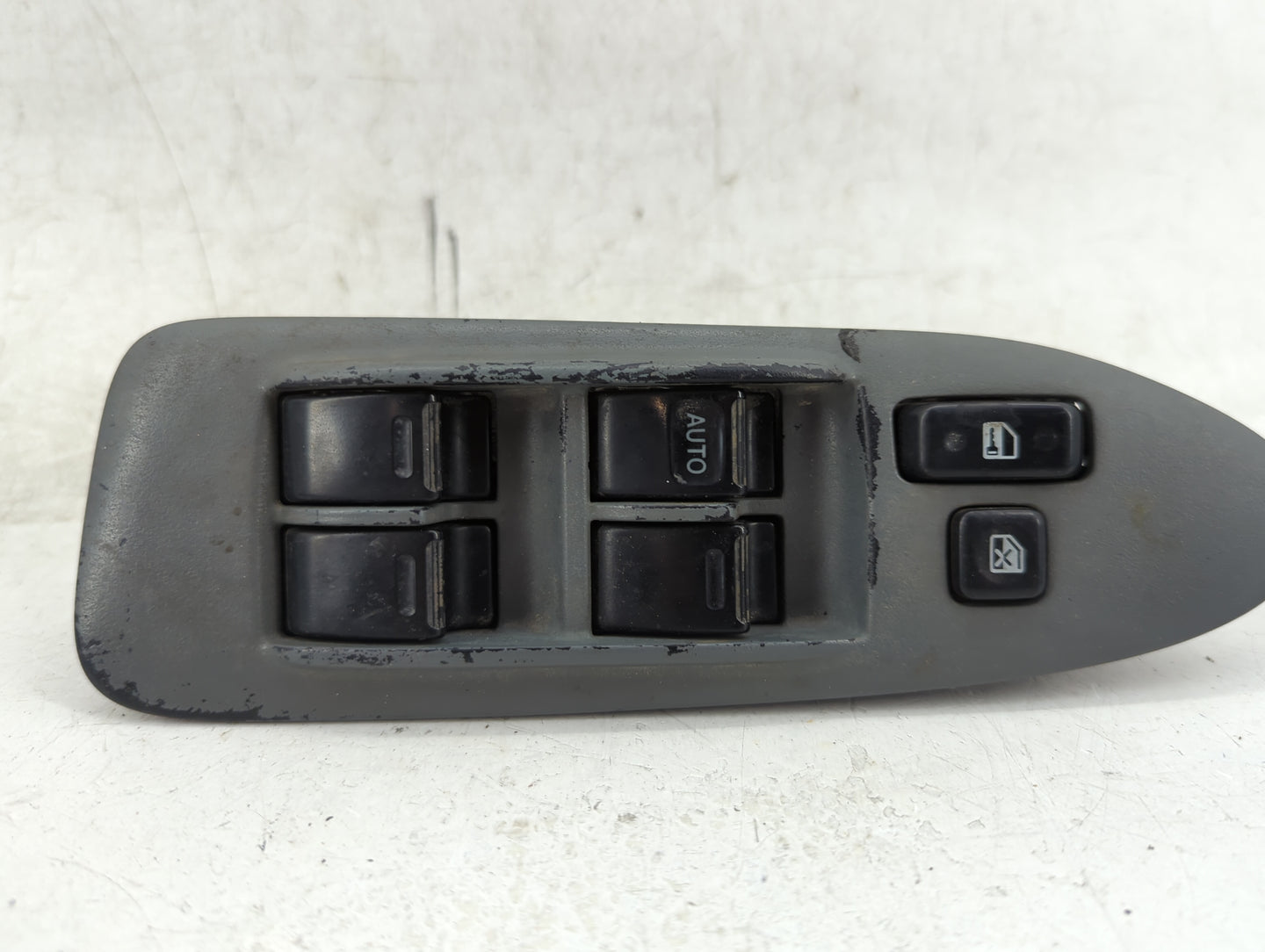 1999 Toyota Camry Master Power Window Switch Replacement Driver Side Left P/N:84820-42090 Fits OEM Used Auto Parts - Oemused
