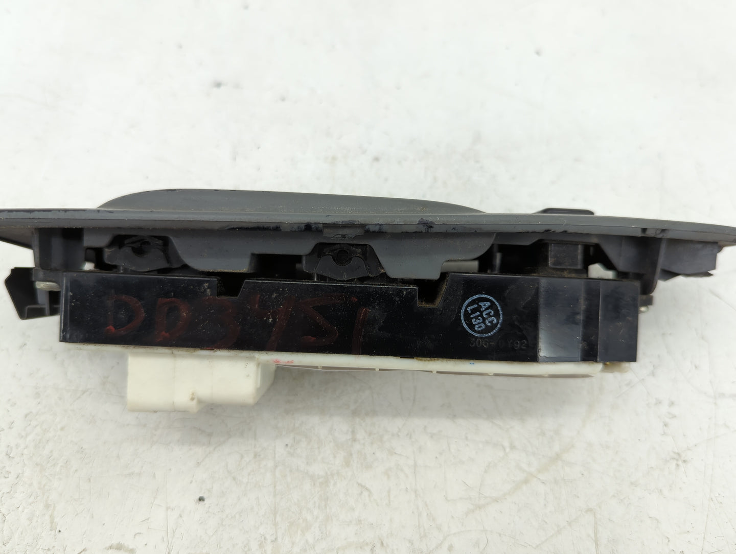 1999 Toyota Camry Master Power Window Switch Replacement Driver Side Left P/N:84820-42090 Fits OEM Used Auto Parts - Oemused