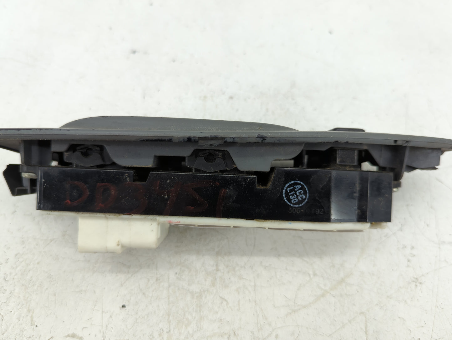 1999 Toyota Camry Master Power Window Switch Replacement Driver Side Left P/N:84820-42090 Fits OEM Used Auto Parts - Oemused