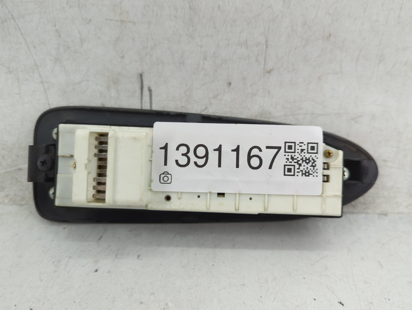 1999 Toyota Camry Master Power Window Switch Replacement Driver Side Left P/N:84820-42090 Fits OEM Used Auto Parts - Oemused