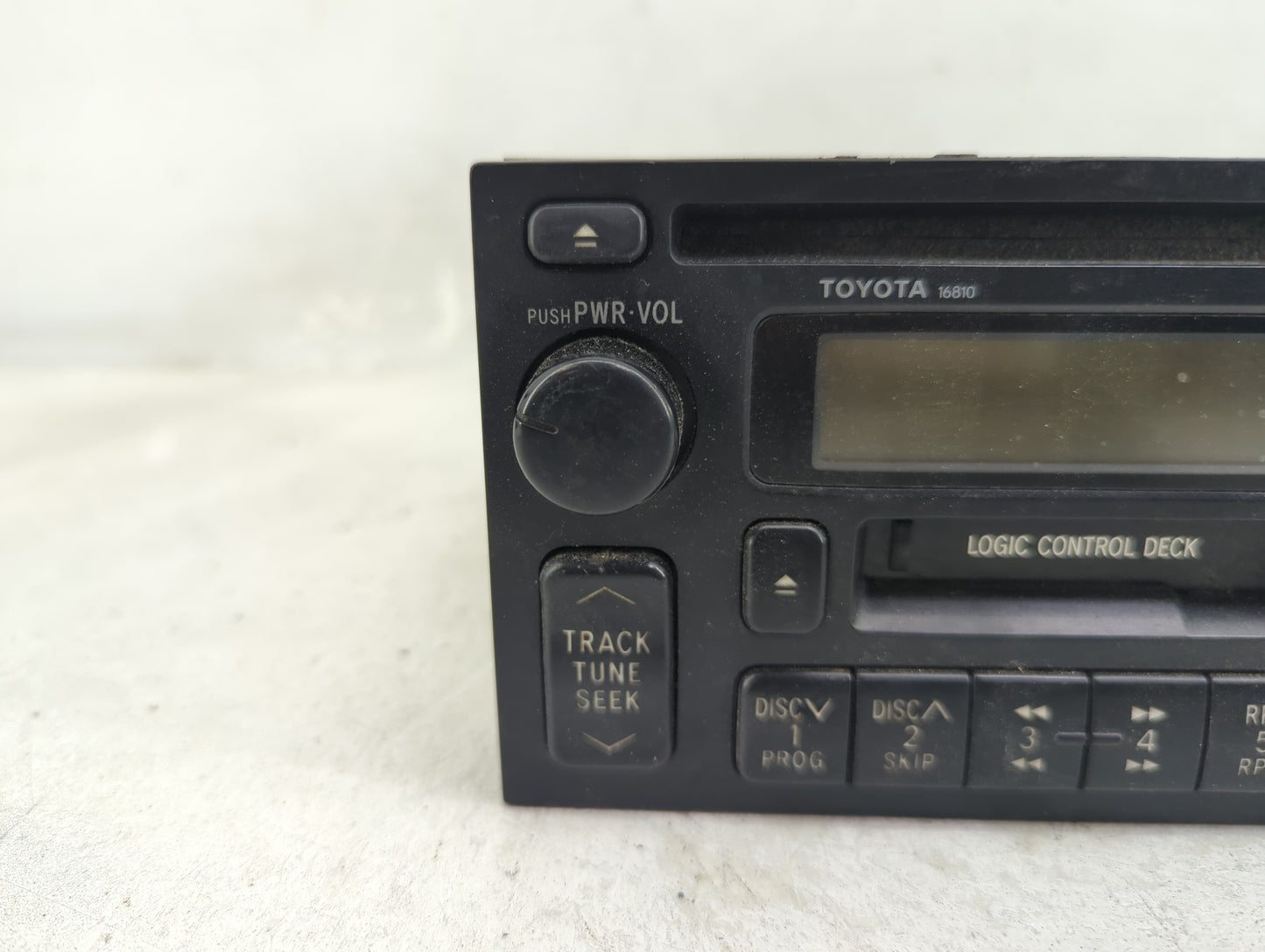 1998-1999 Toyota Camry Radio AM FM Cd Player Receiver Replacement P/N:86120-AA030 Fits Fits 1998 1999 OEM Used Auto Parts - 