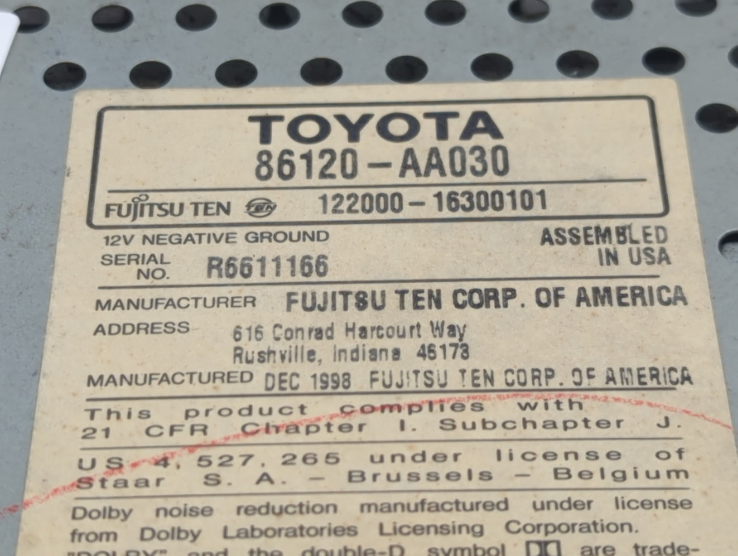 1998-1999 Toyota Camry Radio AM FM Cd Player Receiver Replacement P/N:86120-AA030 Fits Fits 1998 1999 OEM Used Auto Parts - 