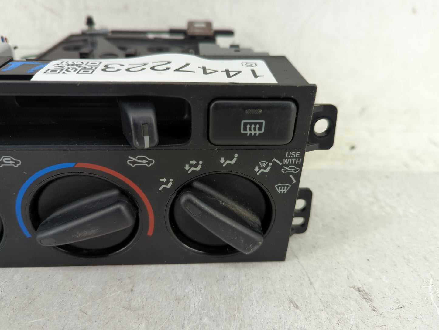 1997-1999 Toyota Camry Climate Control Module Temperature AC/Heater Replacement P/N:158926 Fits OEM Used Auto Parts - Oemuse