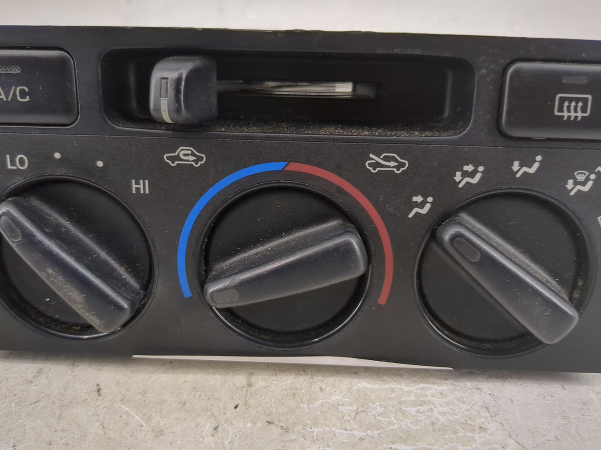 1997-1999 Toyota Camry Climate Control Module Temperature AC/Heater Replacement P/N:8896011 Fits OEM Used Auto Parts - Oemus