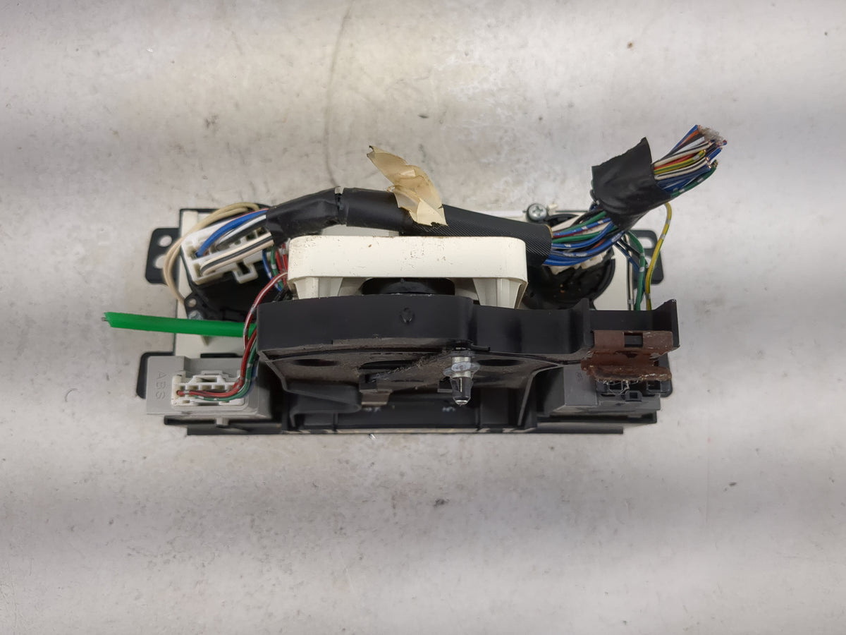 1997-1999 Toyota Camry Climate Control Module Temperature AC/Heater Replacement P/N:8896011 Fits OEM Used Auto Parts - Oemus