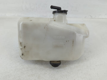 1997-2000 Toyota Camry Radiator Coolant Overflow Expansion Tank Bottle 678881 - Oemusedautoparts1.com