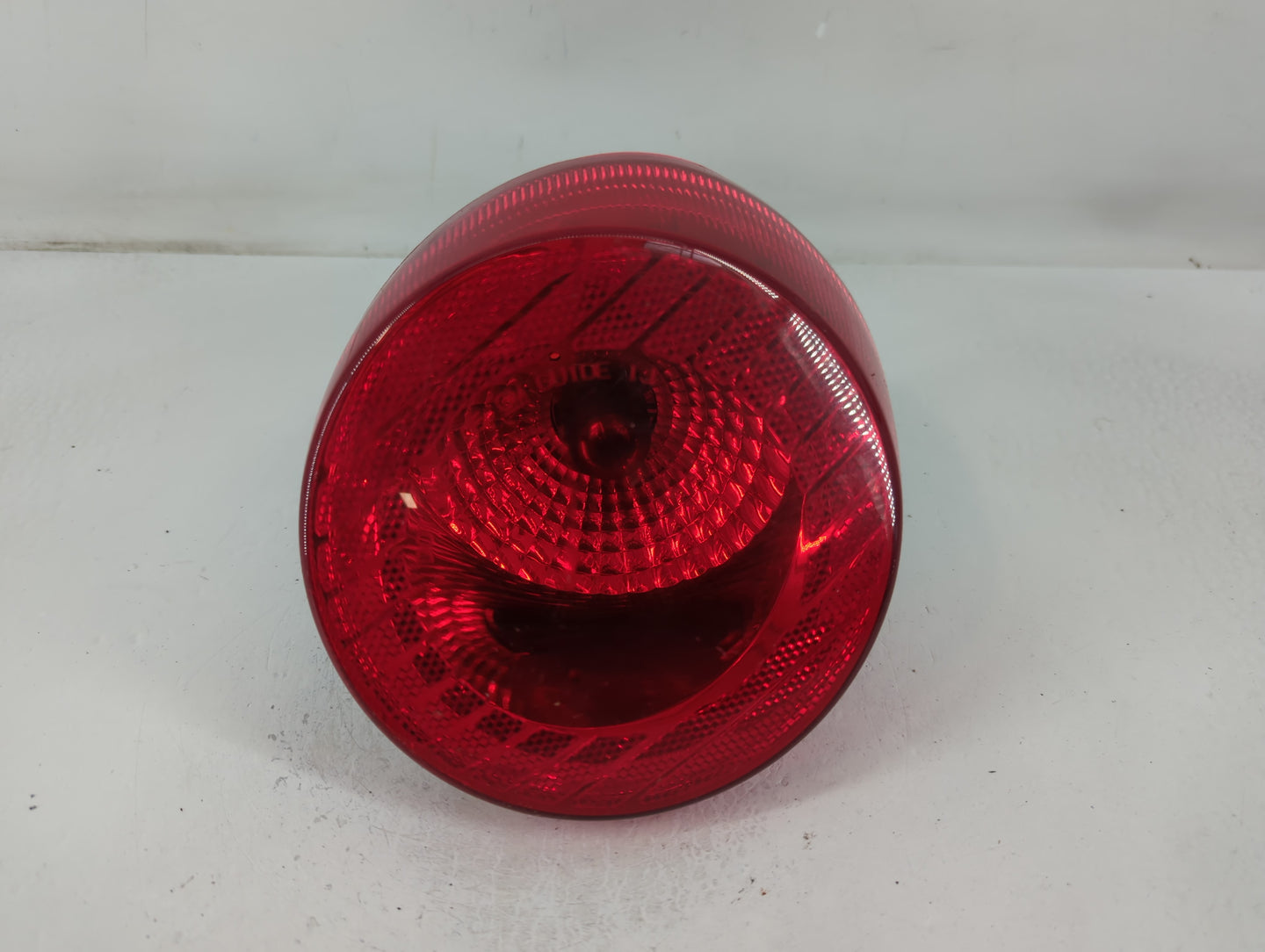 1997-1999 Toyota Camry Tail Light Assembly Passenger Right OEM P/N:15797856 Fits Fits 1997 1998 1999 OEM Used Auto Parts - O