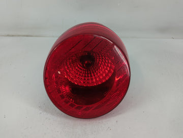 1997-1999 Toyota Camry Tail Light Assembly Passenger Right OEM P/N:15797856 Fits Fits 1997 1998 1999 OEM Used Auto Parts - O