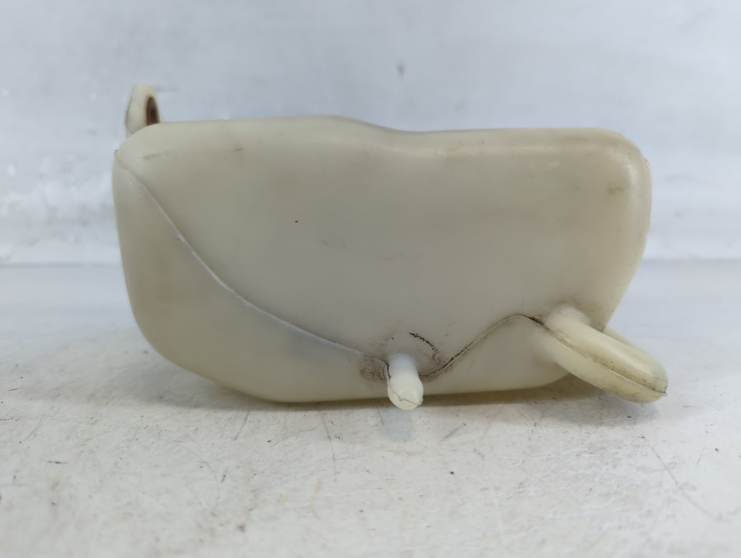 1997-2000 Toyota Camry Radiator Coolant Overflow Expansion Tank Bottle 924588 - Oemusedautoparts1.com