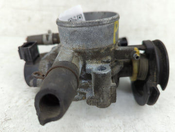 1998-1999 Toyota Corolla Throttle Body Fits Fits 1998 1999 OEM Used Auto Parts