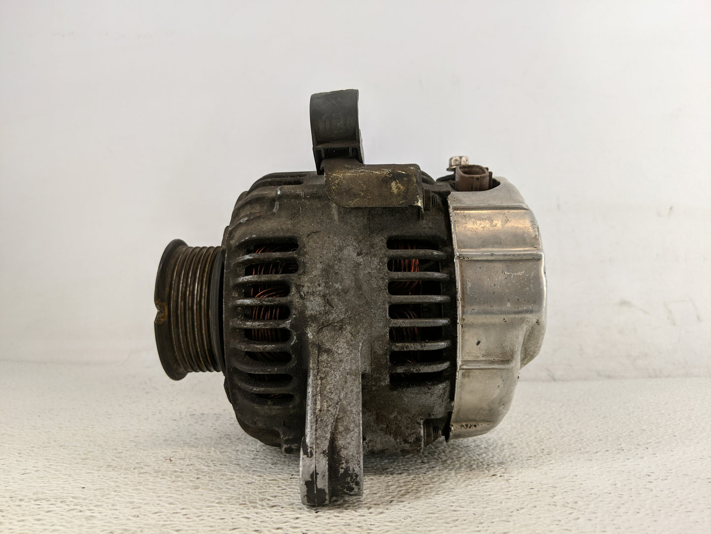 1998-2003 Toyota Sienna Alternator Replacement Generator Charging Assembly Engine OEM P/N:27060-0A040 Fits OEM Used Auto Par