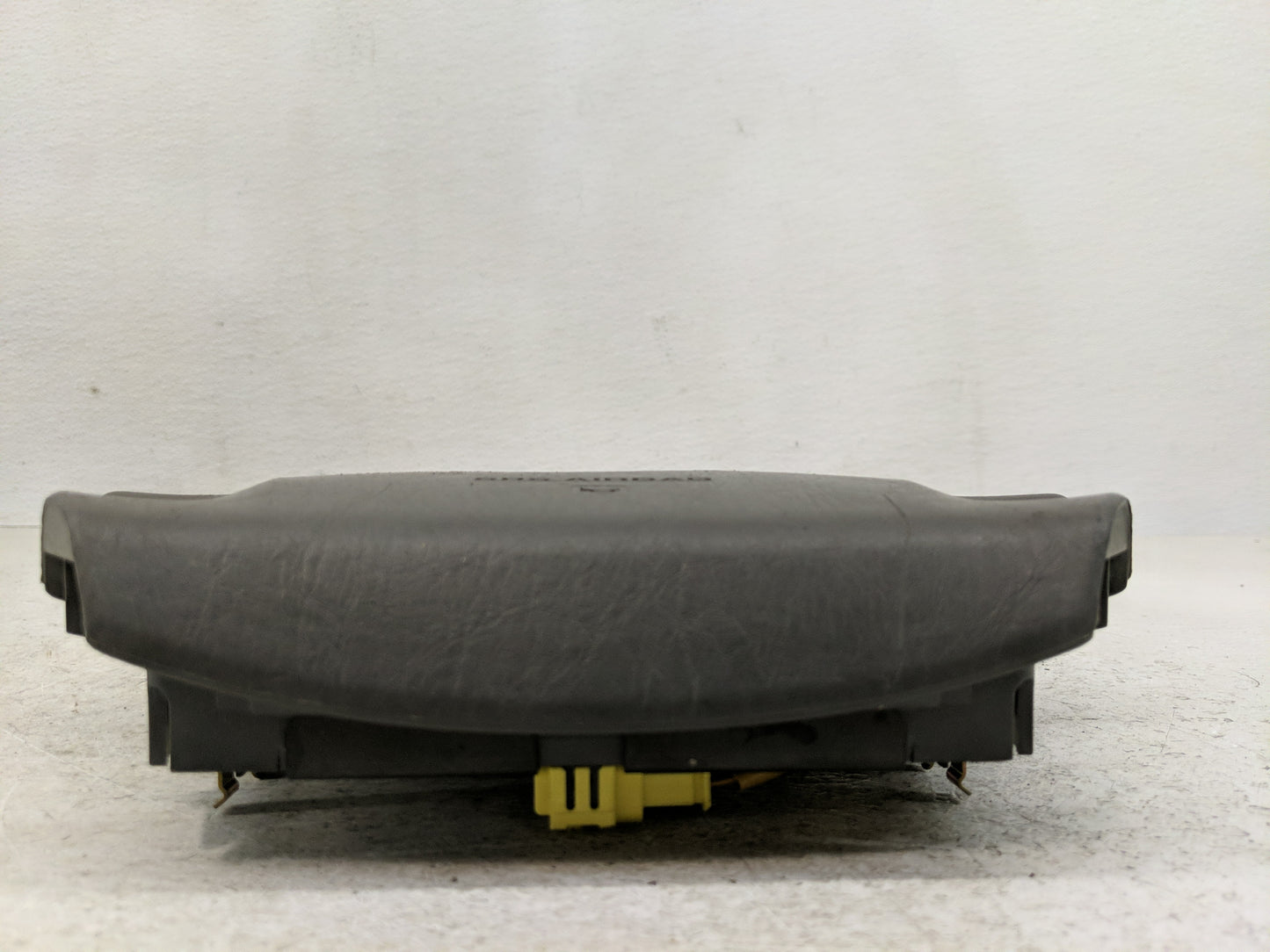 1998-1999 Toyota Sienna Air Bag Driver Left Steering Wheel Mounted P/N:253-58074 Fits Fits 1998 1999 OEM Used Auto Parts - O
